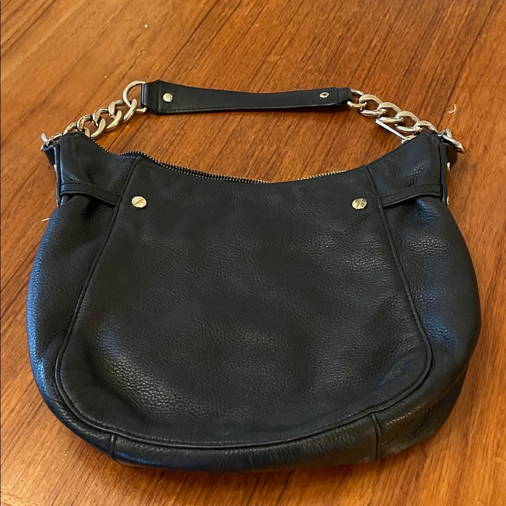 MICHAEL Michael Kors Pebbled Leather Shoulder Bag – Black (Gold Hardware)
